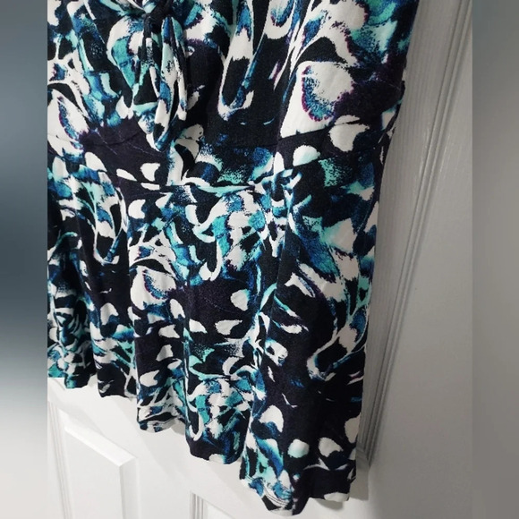 Torrid Babydoll Super Soft Tie-Front Off-Shoulder Top in Size 3 - 22/24 - Picture 8 of 12